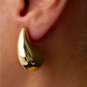 14k Solid Gold Teardrop Earrings